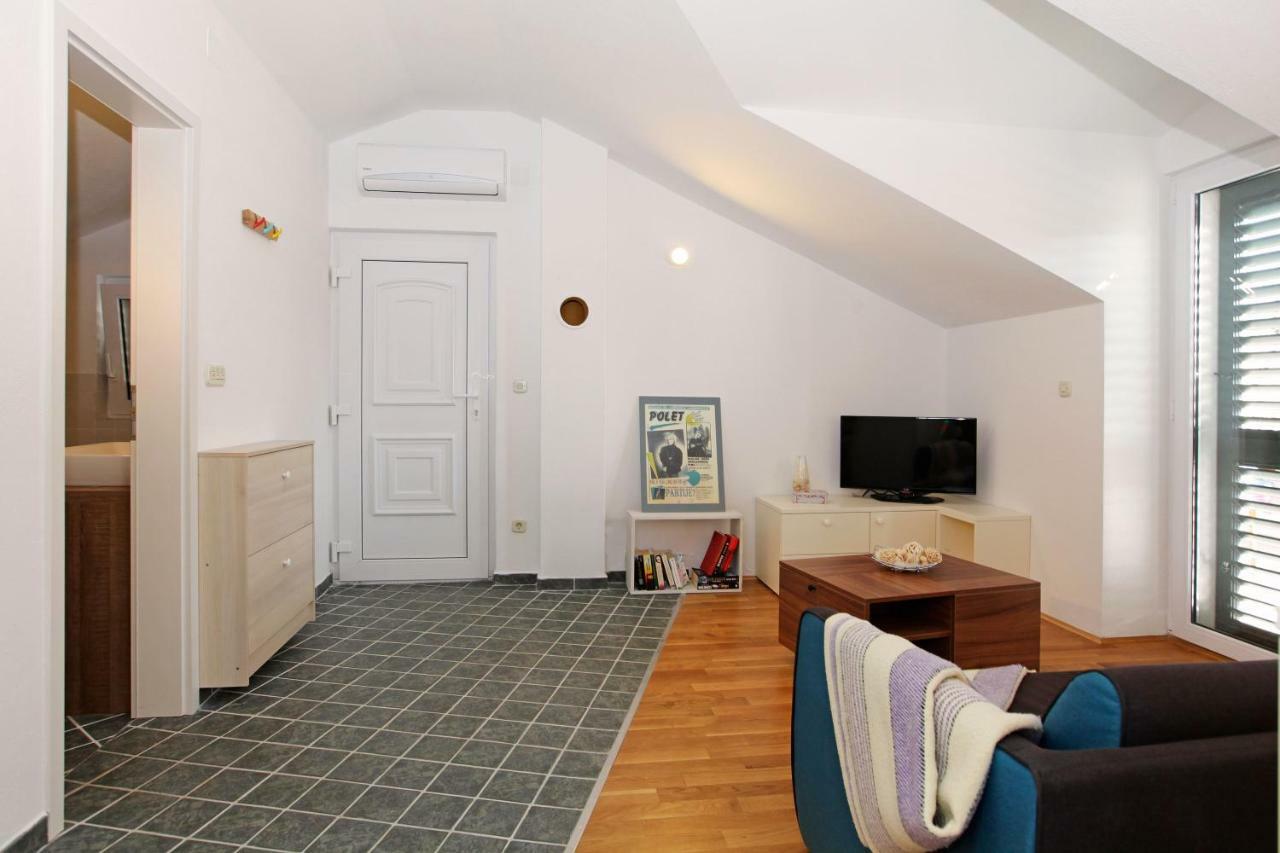 Superb Penthouse Luna Apartamento Bol Exterior foto